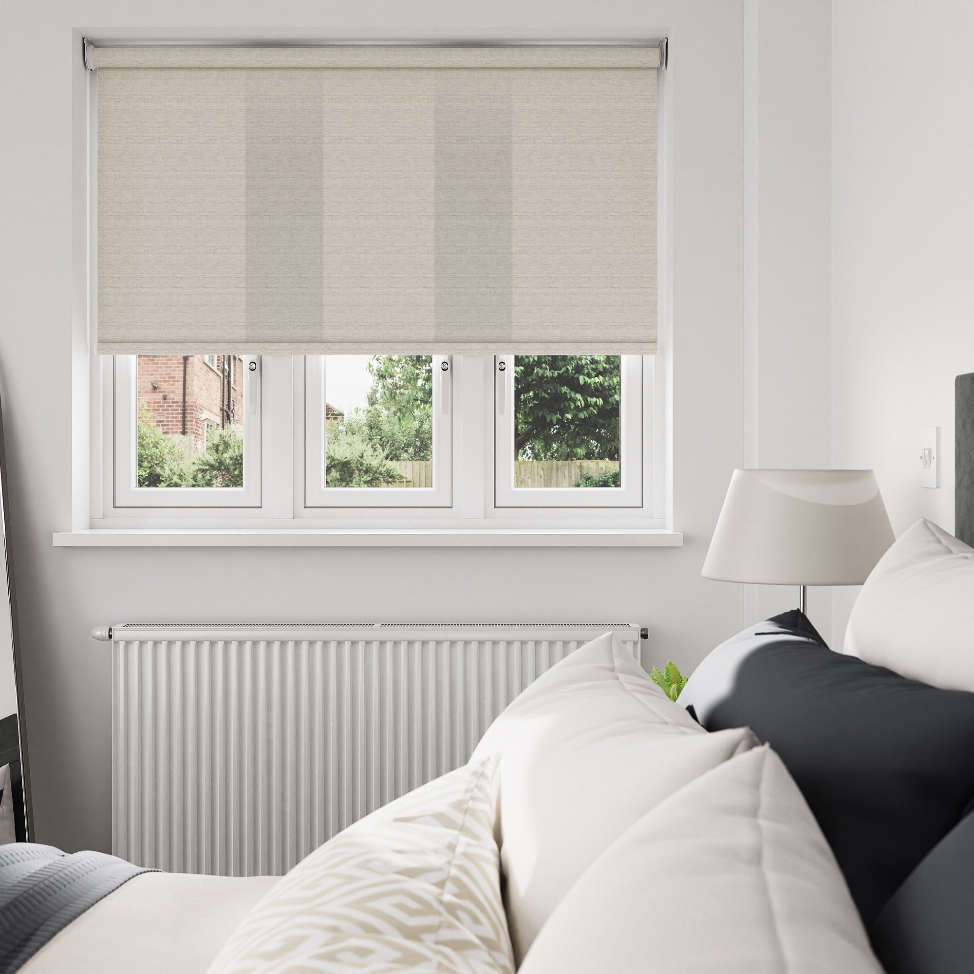 Luxe Chalk Motorised Roller Blind - Image 7